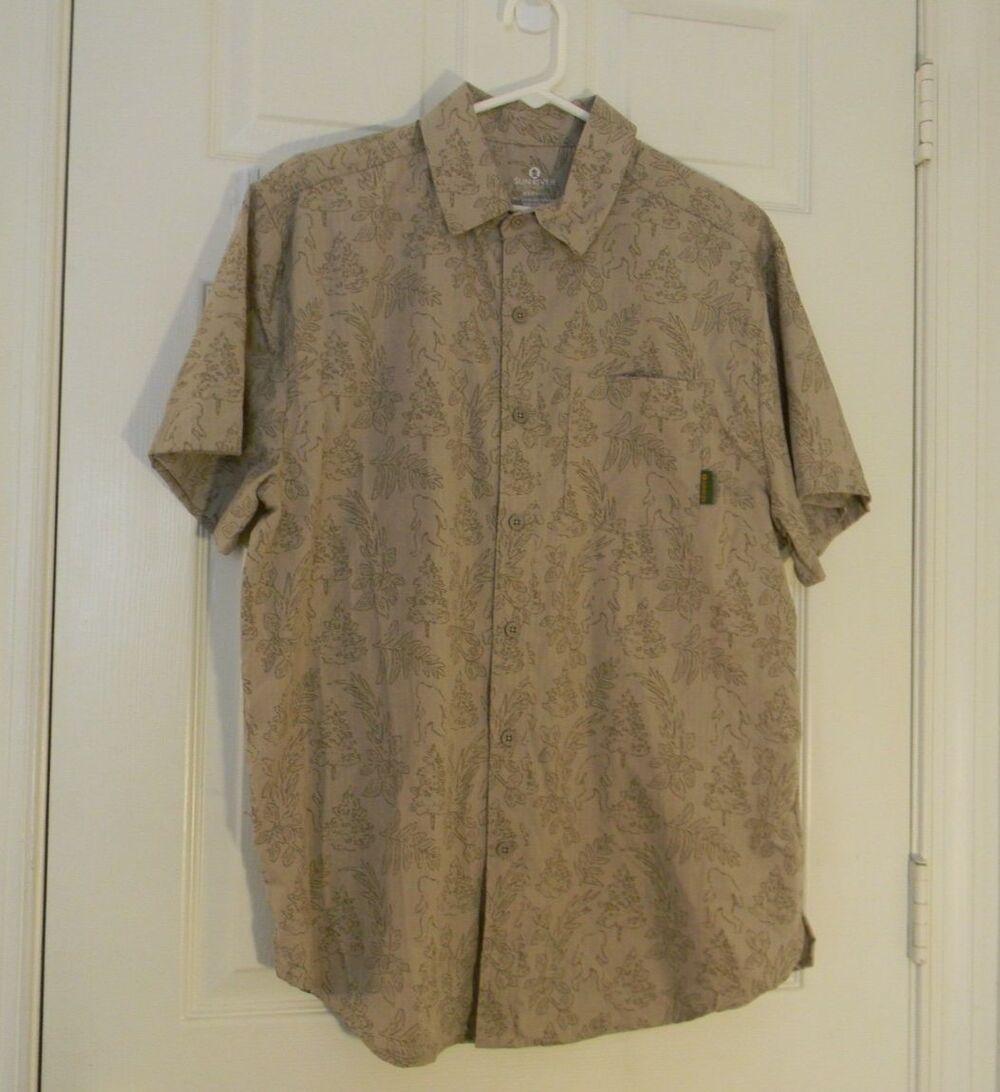 Sun River Mens Khaki Shirt Bigfoot Sasquatch Lightweight Button Up Size Med NWOT